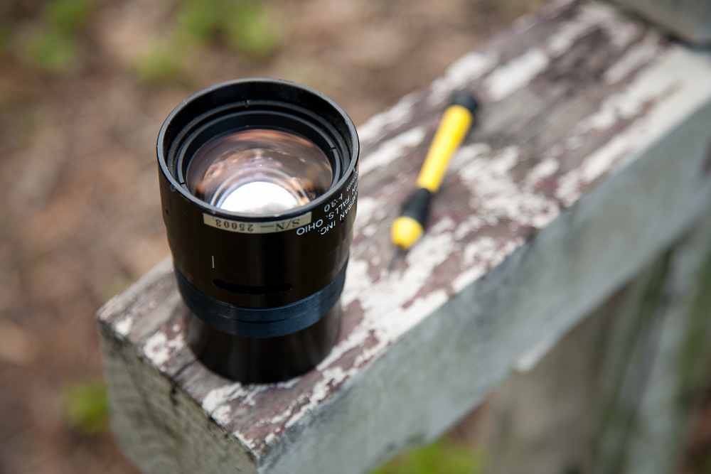 IMAGE: http://www.guvmentcheese.com/jd0gg/photos/90sample/1137-5215.jpg