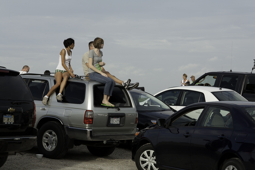 IMAGE: http://www.guvmentcheese.com/jd0gg/photos/atlaunch/1137-9843.jpg