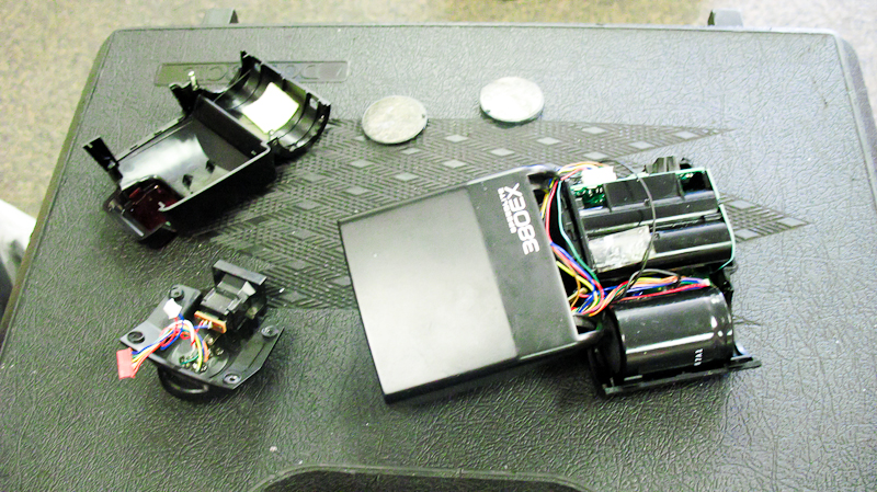 IMAGE: http://www.guvmentcheese.com/jd0gg/photos/flash/2-2.jpg